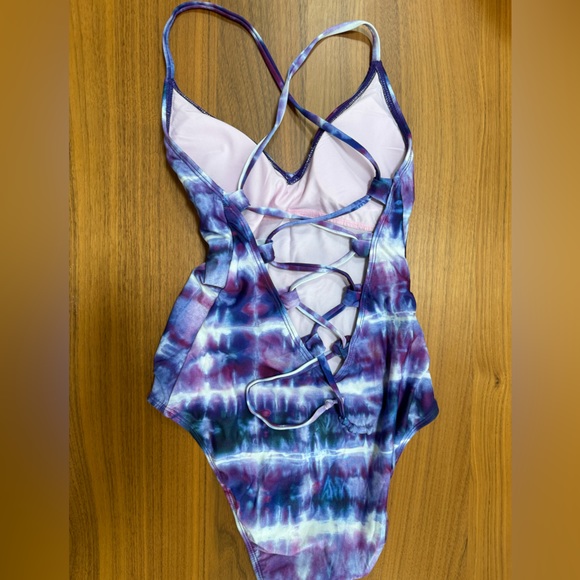 Splendid Tie Dye Purple One piece Swimsuit, Purple, Size Small - Picture 2 of 3